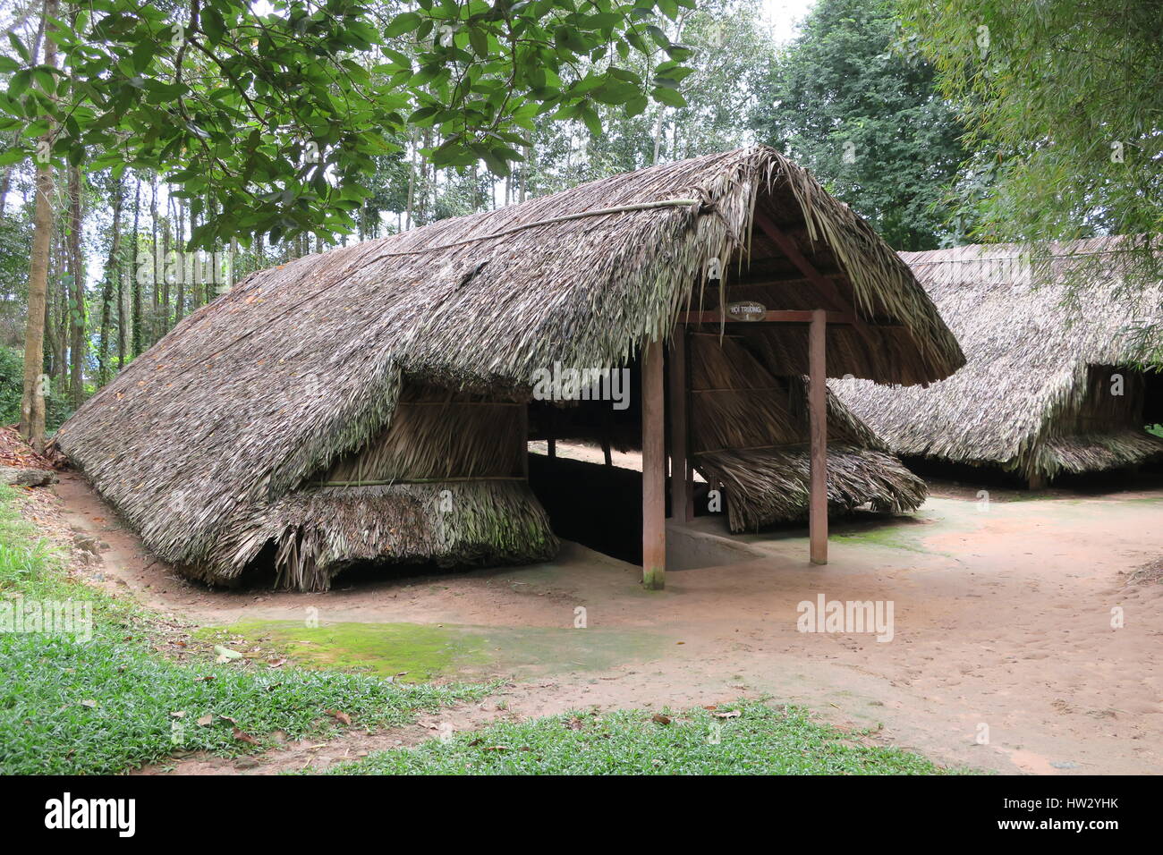 The tunnels of Củ Chi are immense network of connecting underground ...