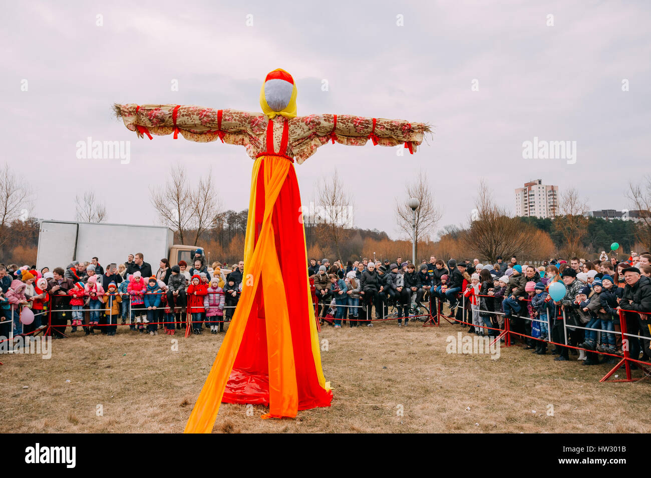 Gomel, Belarus - March 12, 2016: The Scene Of Burning On Bonfire The Dummy As Winter And Death Symbol In Slavic Mythology, Pagan Tradition. The Oldest Stock Photo