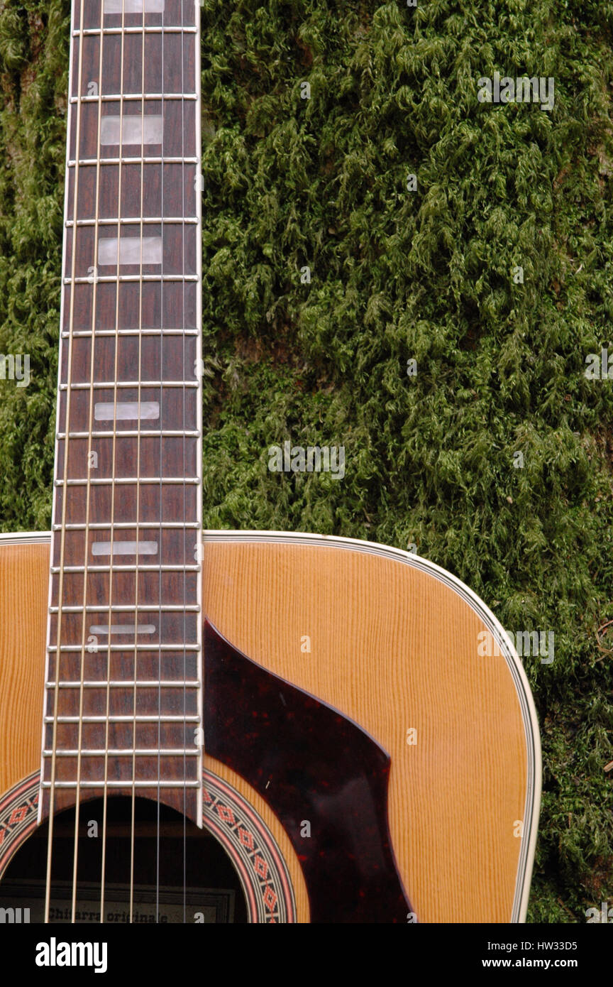 Six string acoustic guitar hi res stock photography and images