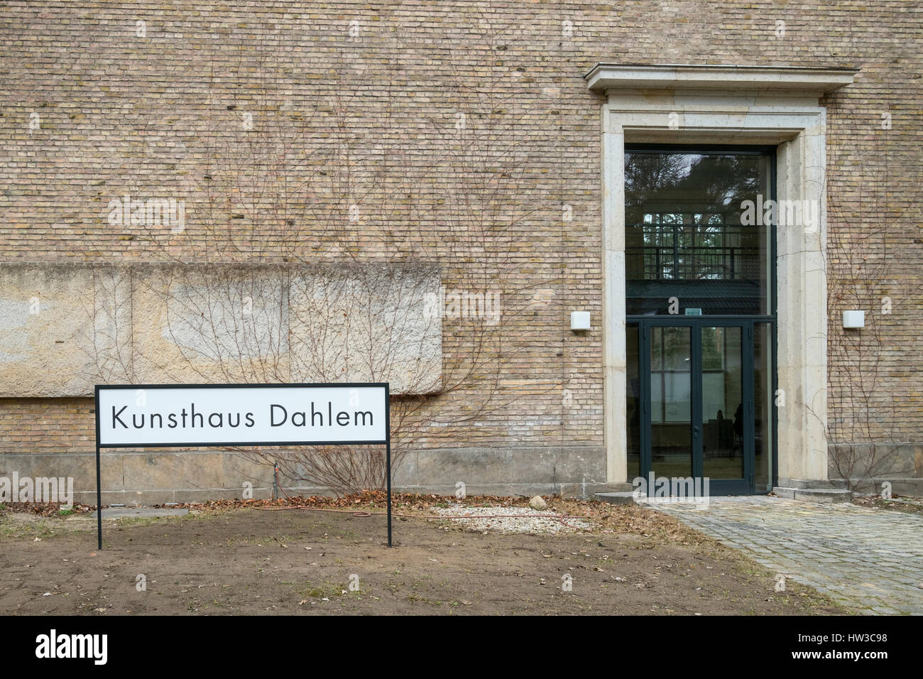Kunsthaus Dahlem museum, an exhibition venue for postwar German modernism in Dahlem, Berlin , Germany Stock Photo