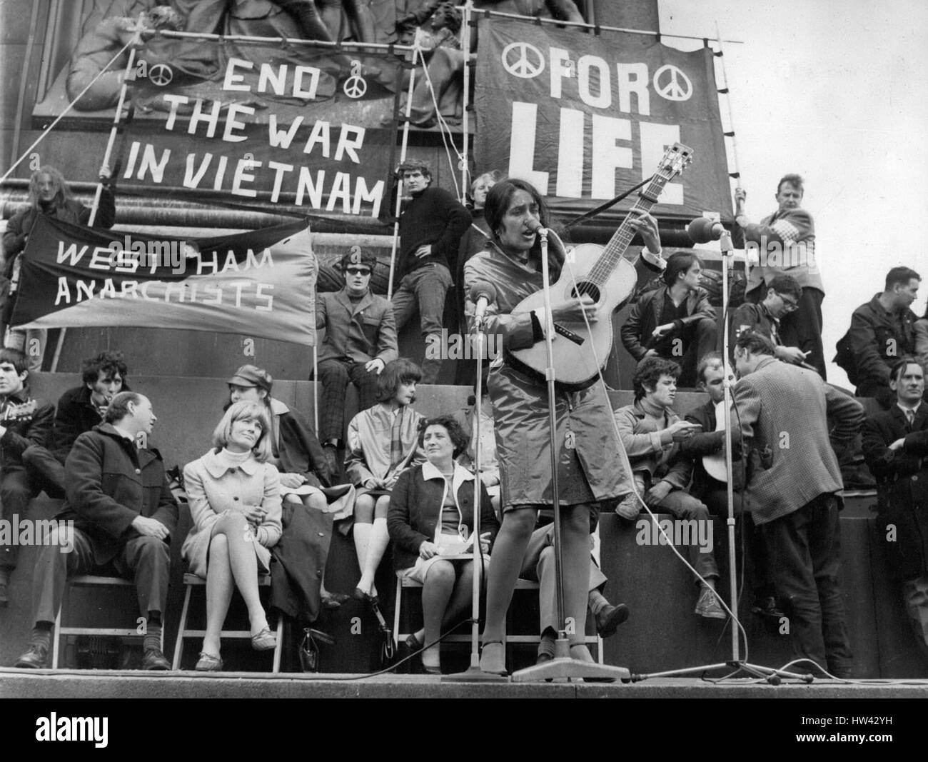 Joan Baez High Resolution Stock Photography and Images Alamy