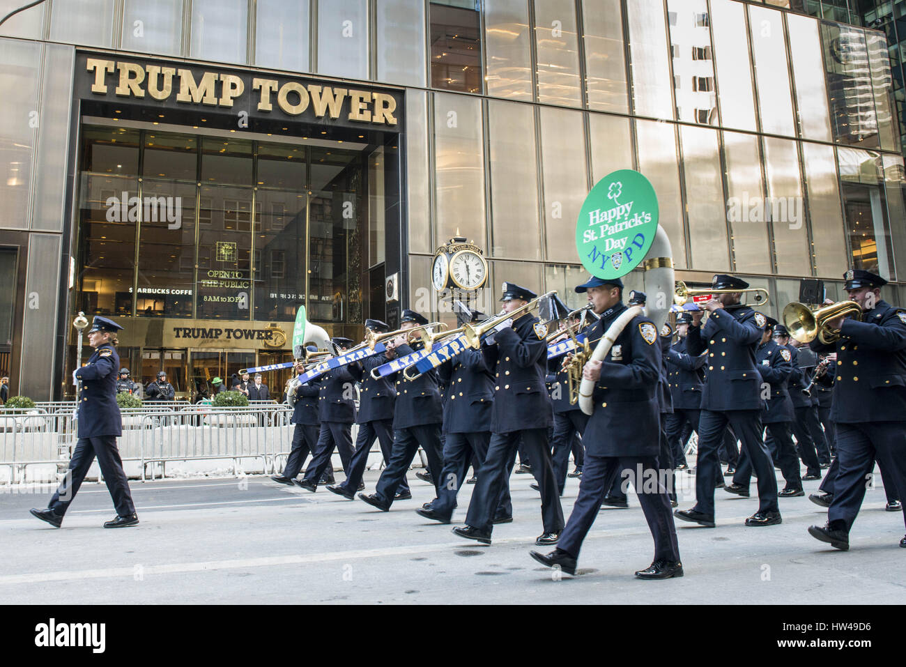 New York, USA. 17th Mar, 2017. The New York City Police Department band ...