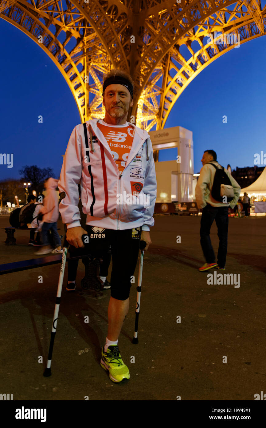 Paris, France. 16th March, 2017. One-legged athlete Guy Amalfitano attends the Eiffel Tower Verticall in Paris, France on March 16, 2017. Credit: bernard menigault/Alamy Live News Stock Photo