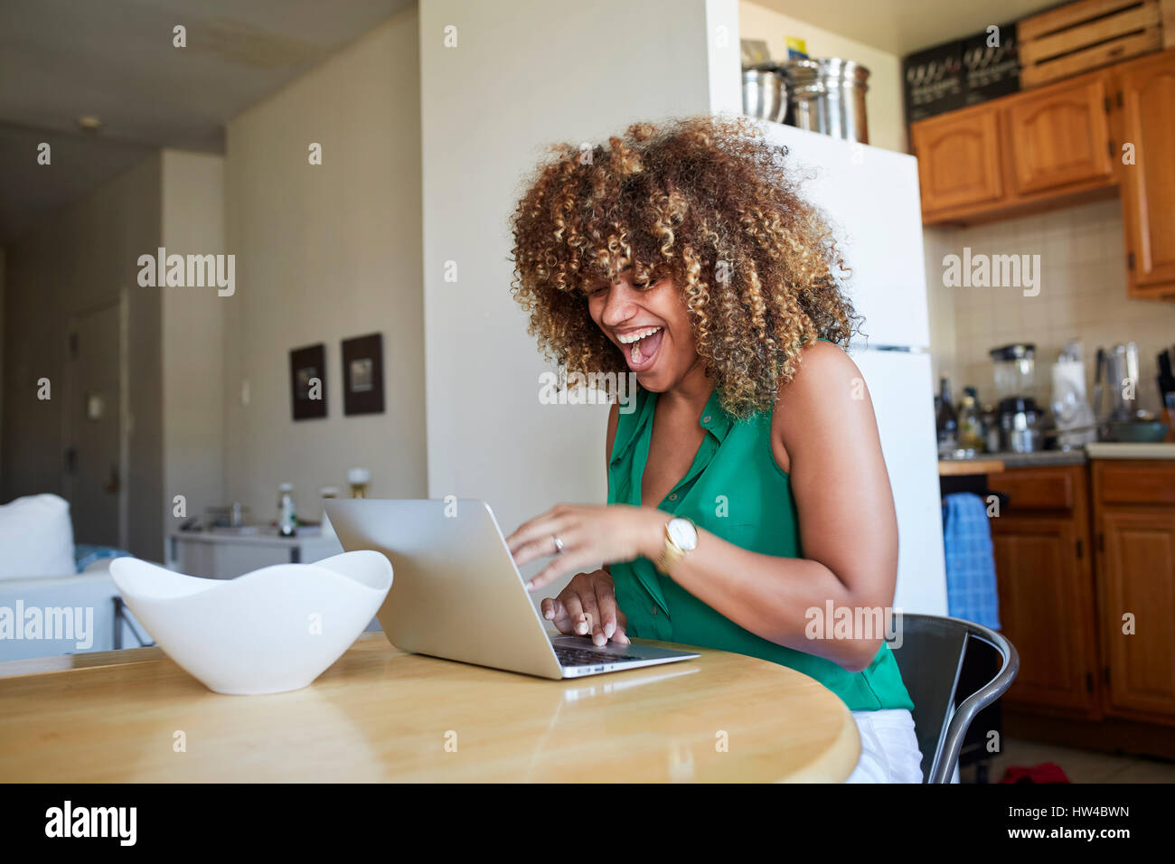Laughing black woman hi-res stock photography and images - Alamy