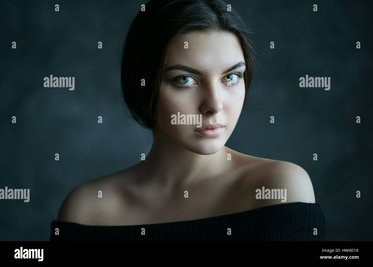 Serious caucasian woman studio hi-res stock photography and images - Alamy