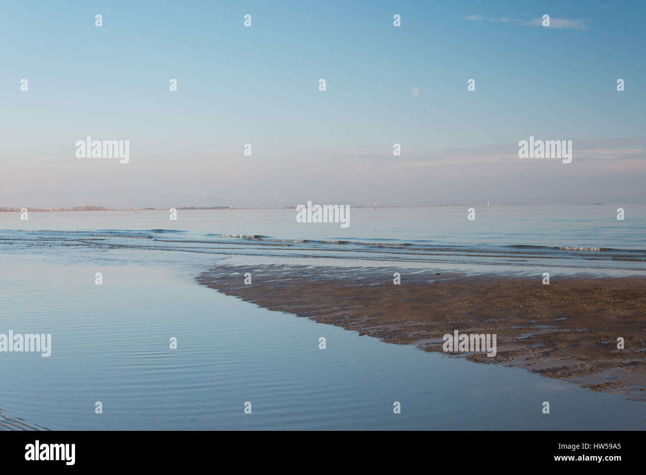 The winter beach Stock Photo - Alamy