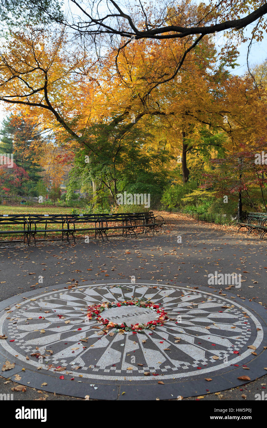 USA, New York City, Manhattan, Central Park, Strawberry Fields, Imagine Mosaic Stock Photo