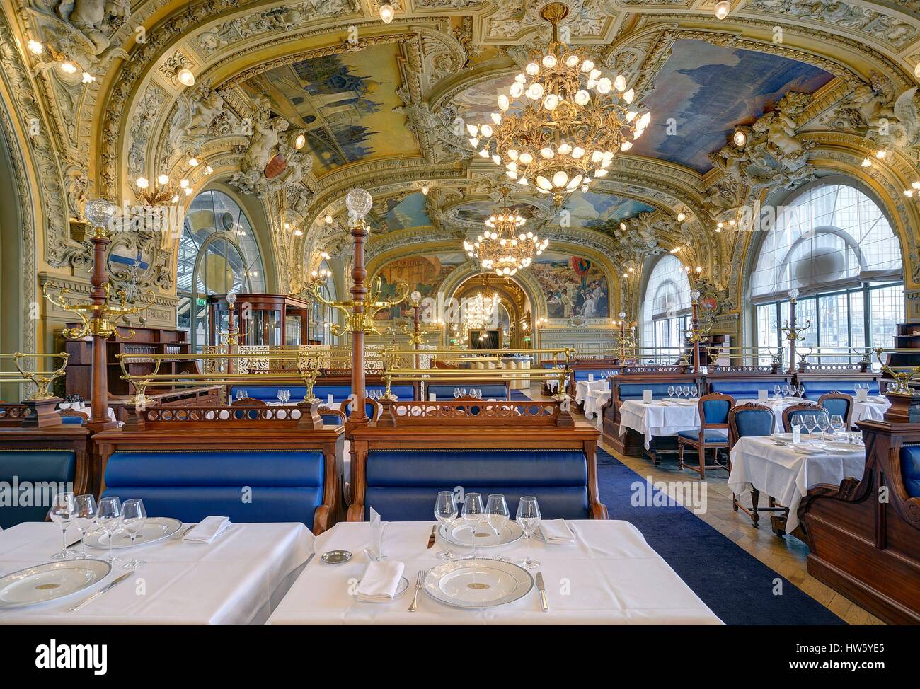 France, Paris, gare de Lyon (Lyon railway station), Le train Bleu restaurant Stock Photo