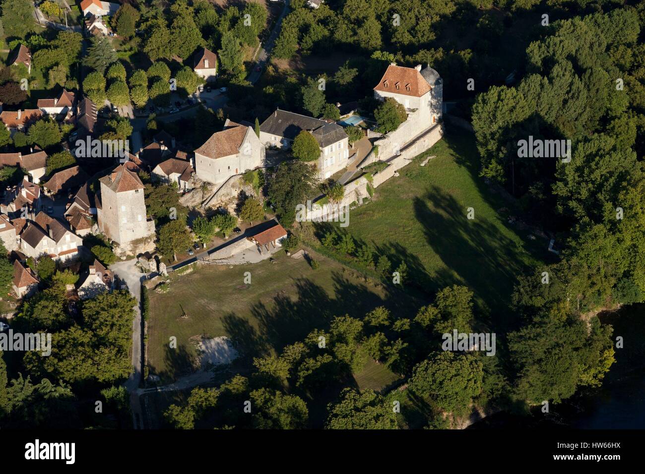 France, Lot, Creysse village at the edge of the Dordogne (aerial view) Stock Photo