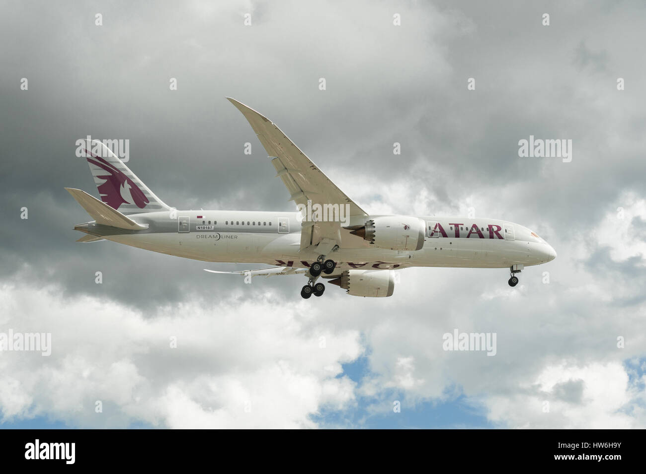 Boeing 787 Dreamliner in Qatar Airways livery on landing approach to Farnborough Airshow, UK Stock Photo