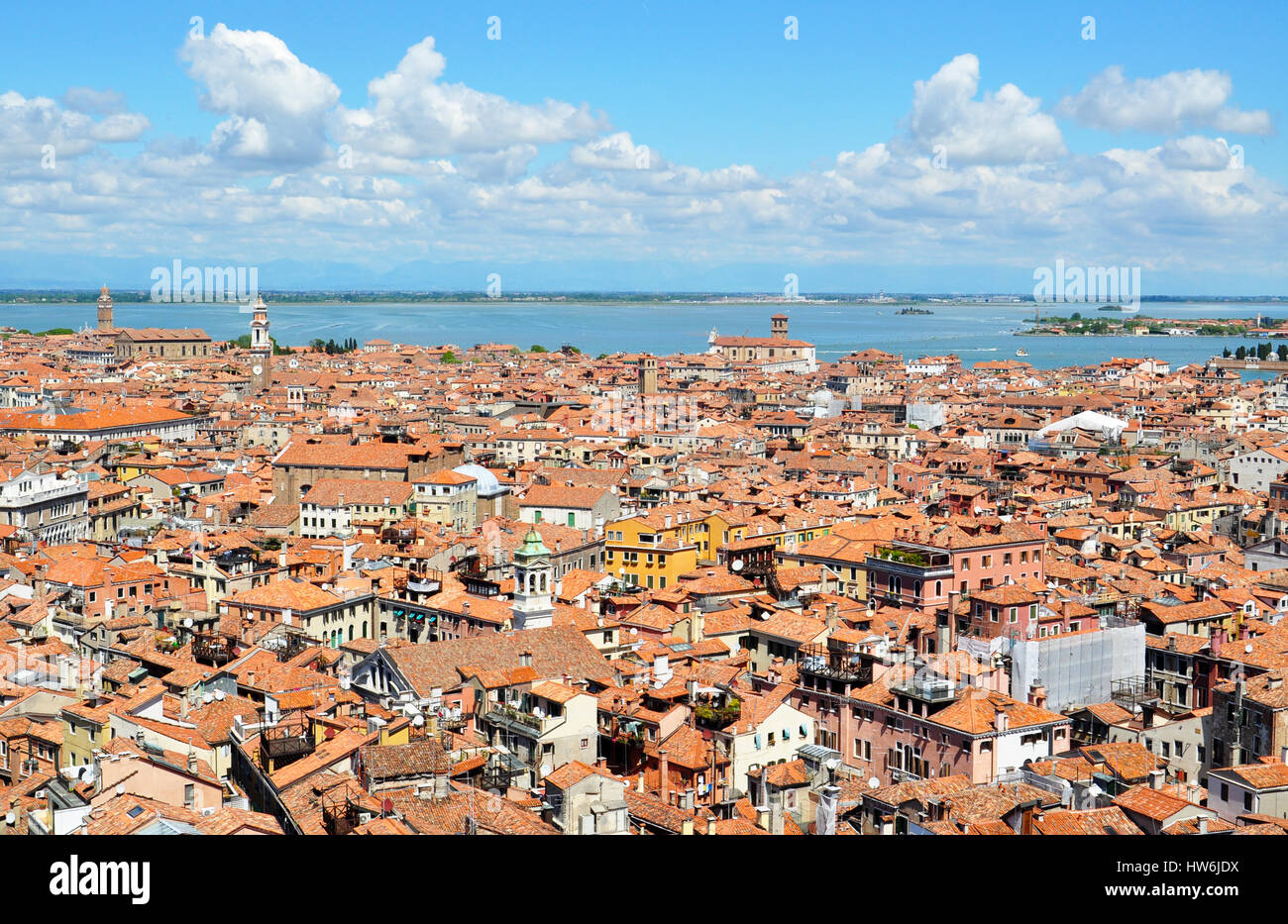 Old town canals hi-res stock photography and images - Alamy