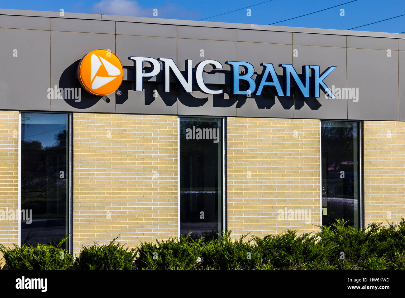 Anderson - Circa October 2016: PNC Bank Branch. PNC Financial Services offers Retail, Corporate and Mortgage Banking VI Stock Photo