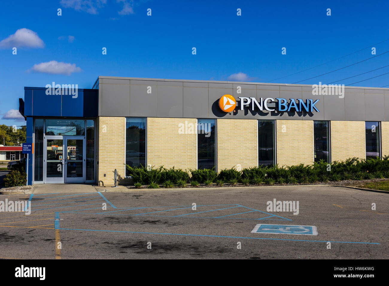 Anderson - Circa October 2016: PNC Bank Branch. PNC Financial Services offers Retail, Corporate and Mortgage Banking VII Stock Photo