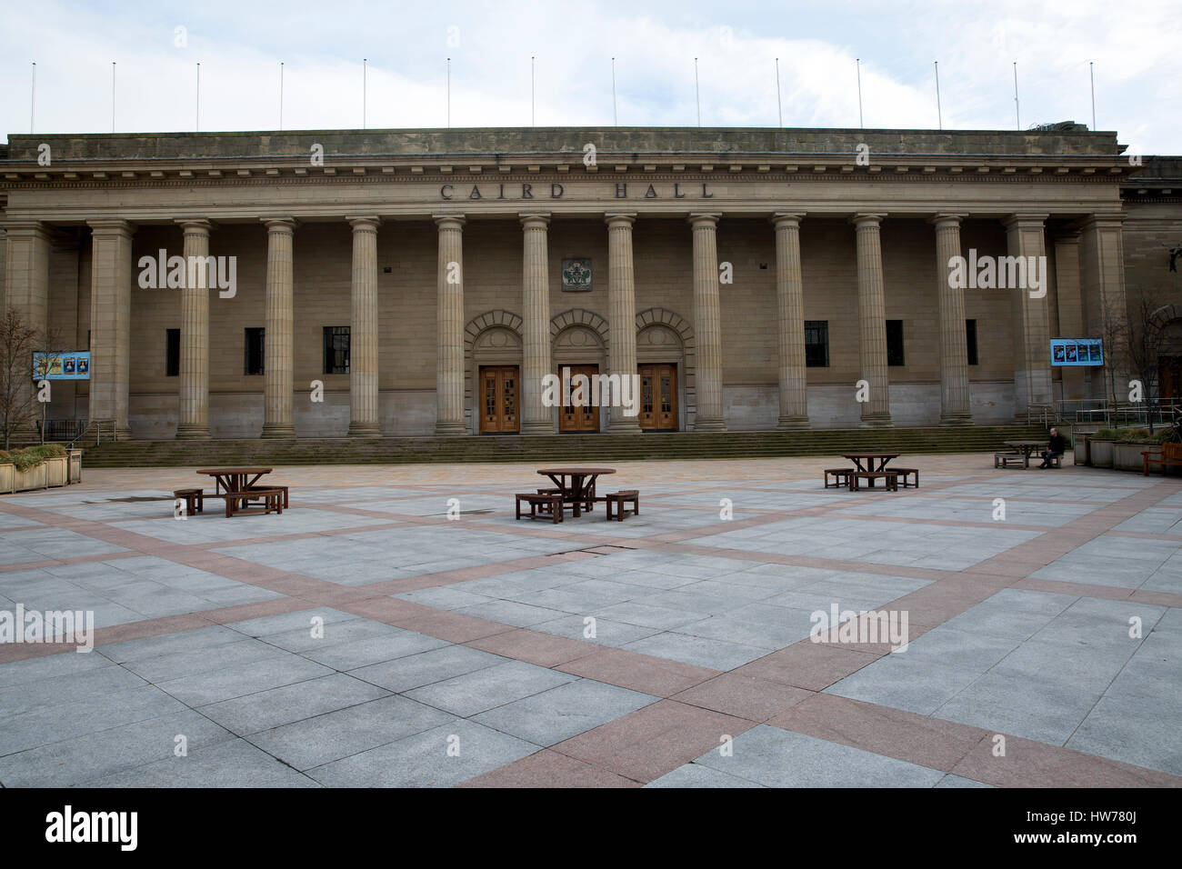 Caird Hall music auditorium in Dundee Scotland Stock Photo Alamy