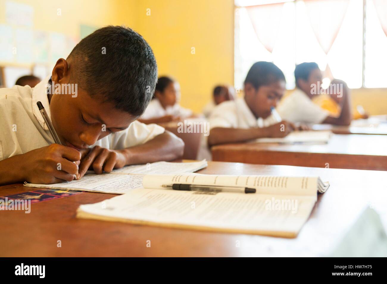 Indonesia, East Nusa Tenggara, West Timor, South Central Timor Regency, Fatumnasi, children at school Stock Photo