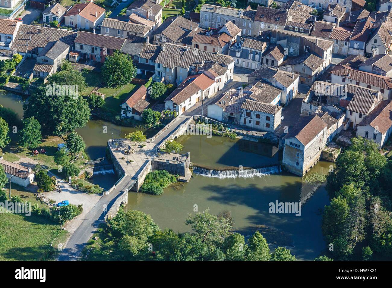 France, Lot et Garonne, Allemans du Dropt, the roman bridge over the Dropt river (aerial view) Stock Photo