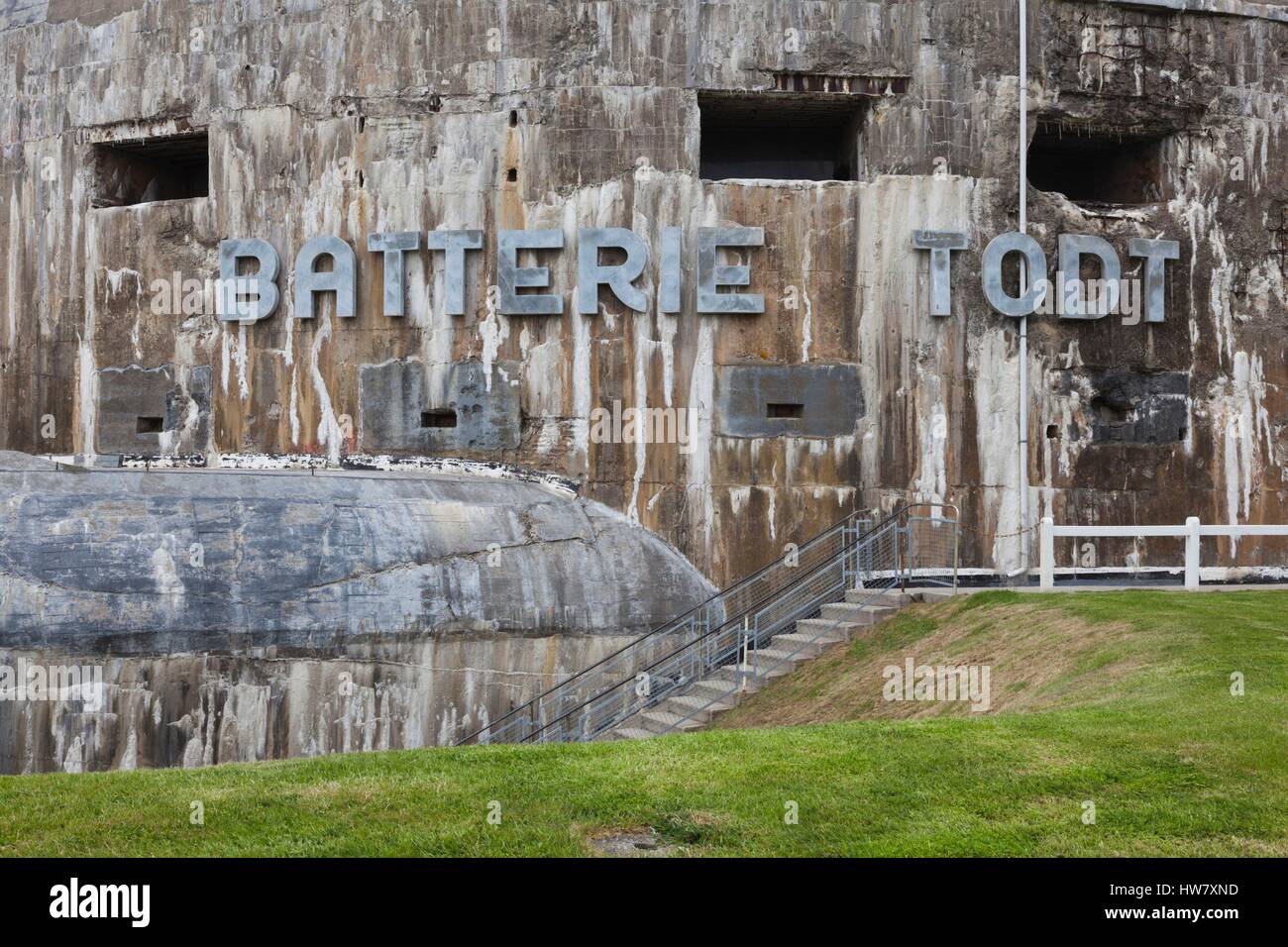 France, Pas de Calais, Cote d-Opale Area, Audinghen, Cap Gris Nez cape, Musee du Mur de Atlantique, Batterie Todt, World War Two German bunker museum, exterior Stock Photo