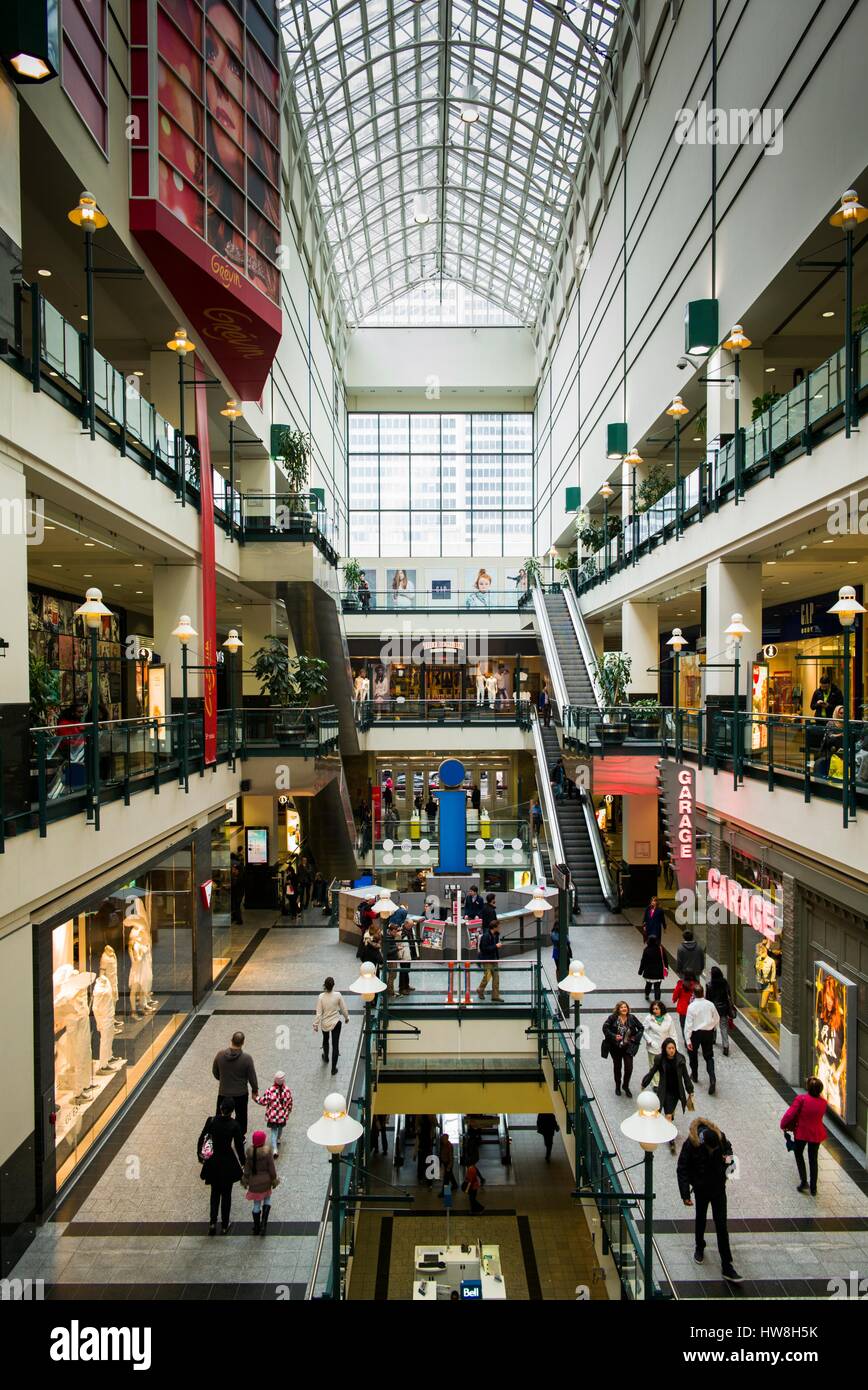 Canada, Quebec, Montreal, Eaton Centre, shoppping mall Stock Photo Alamy
