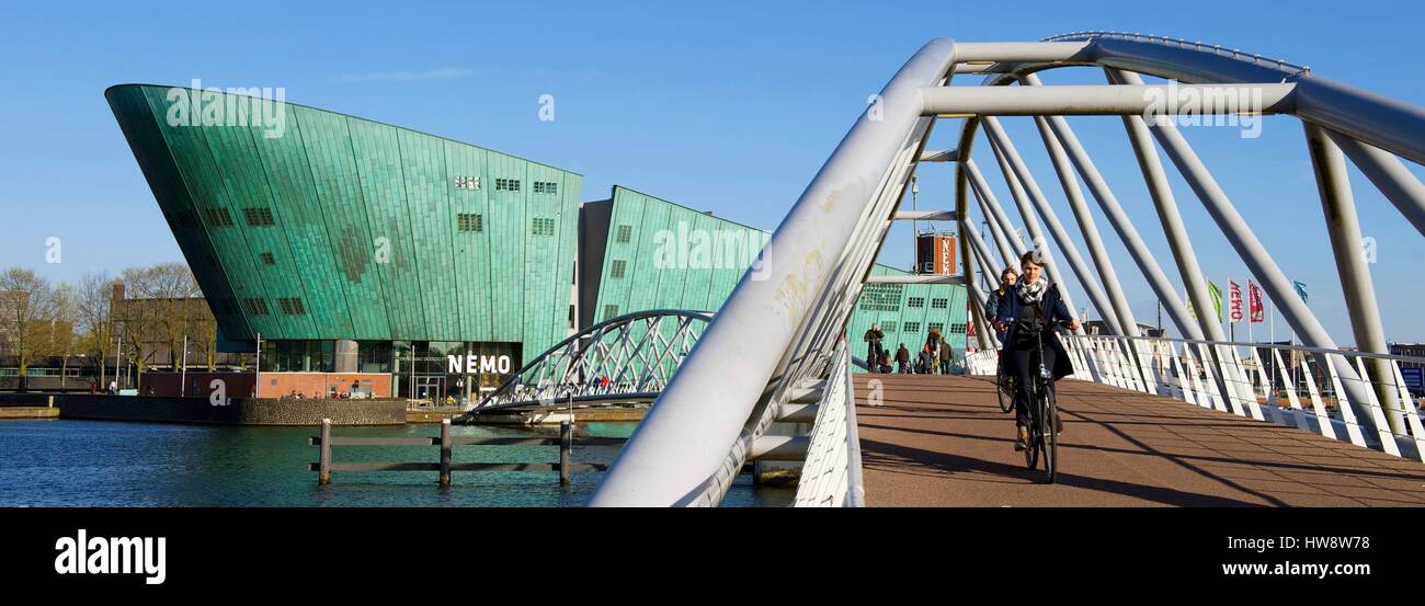 Netherlands, Northern Holland, Amsterdam, Oosterdok, NEMO museum, Science and Technology Center by architect Renzo Piano Stock Photo