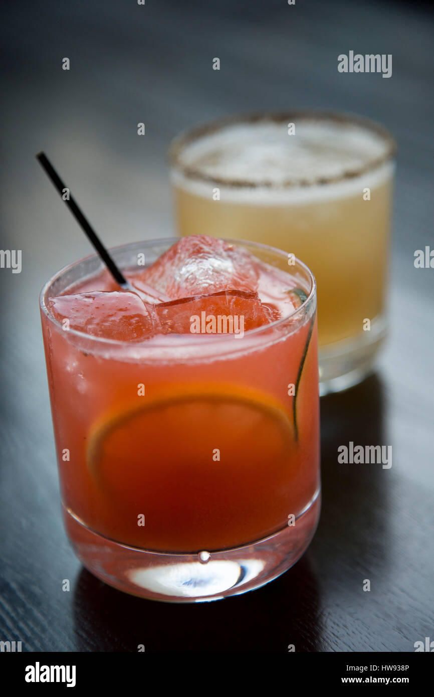 Cocktails at the bar (Jacksonville Florida Stock Photo Alamy