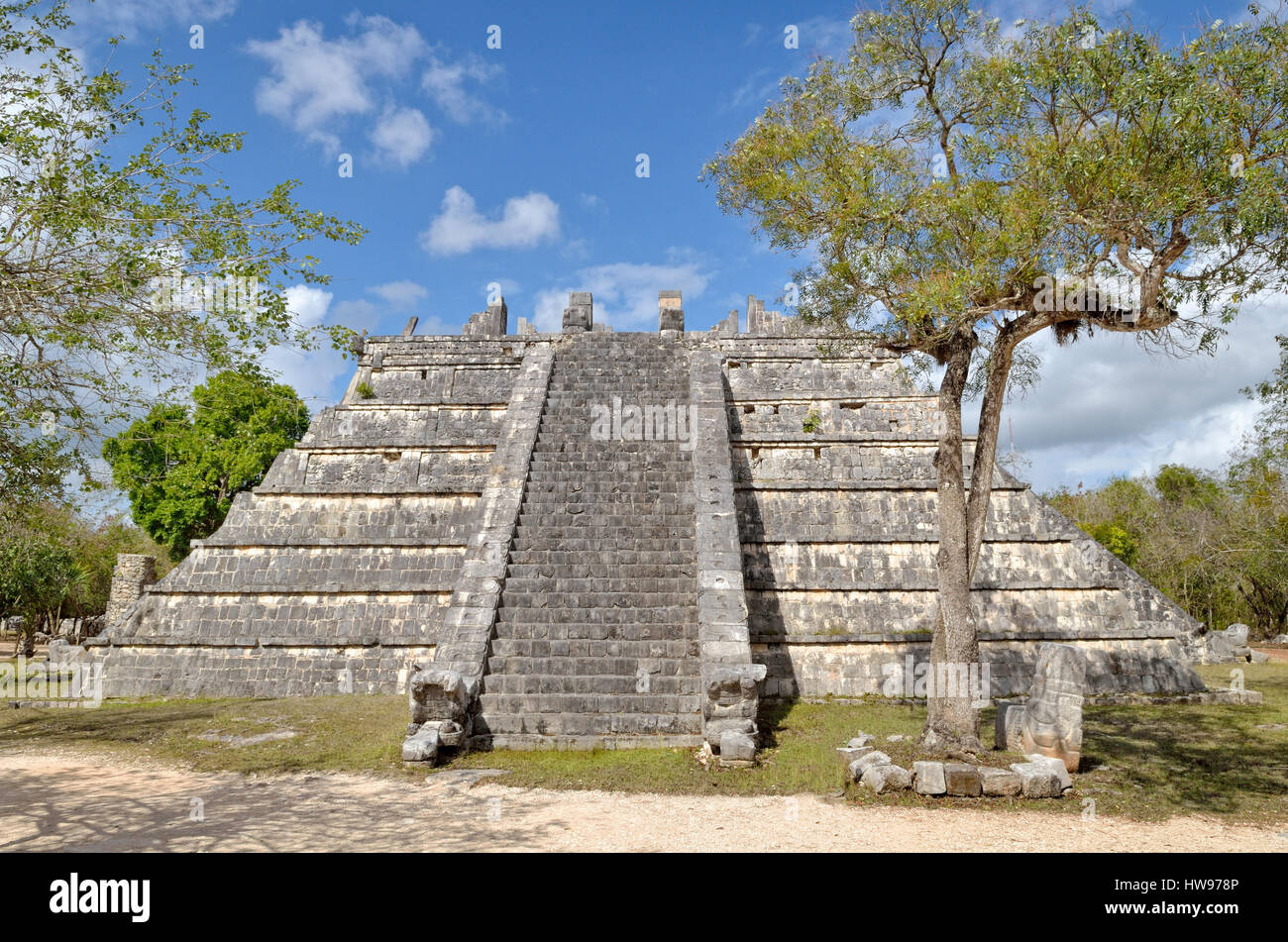 El Osario o Tumba del Gran Sacerdote, grave of the high priest, historic Mayan city of Chichen Itza, Piste, Yucatan, Mexico Stock Photo