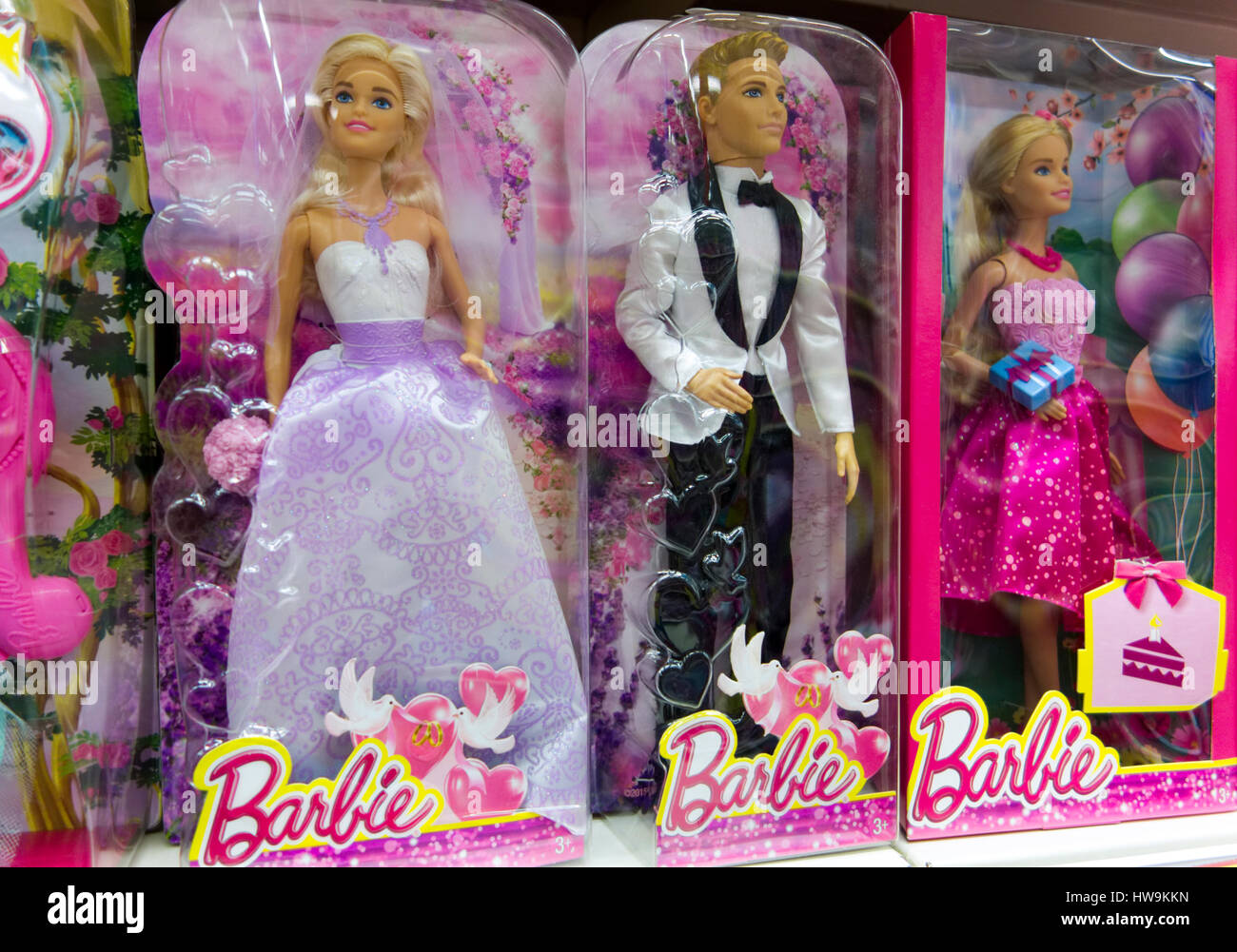 Barbie doll box immagini e fotografie stock ad alta risoluzione