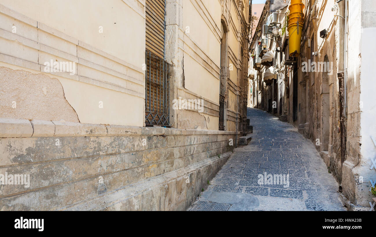 travel to Italy - narrow street in Syracuse city in Sicily Stock Photo