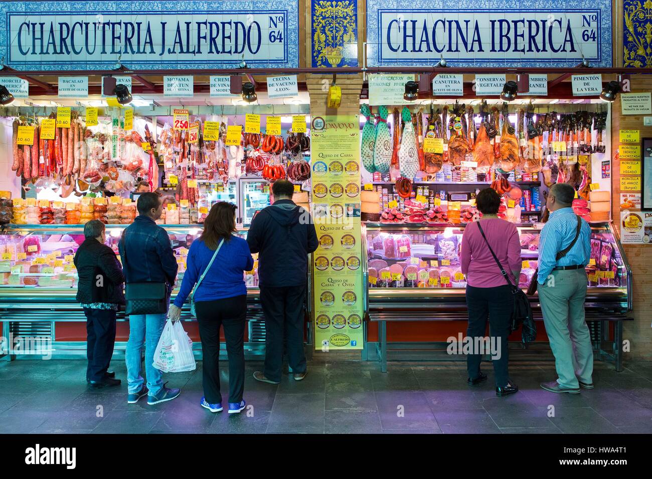 Mercado De Triana High Resolution Stock Photography and Images - Alamy