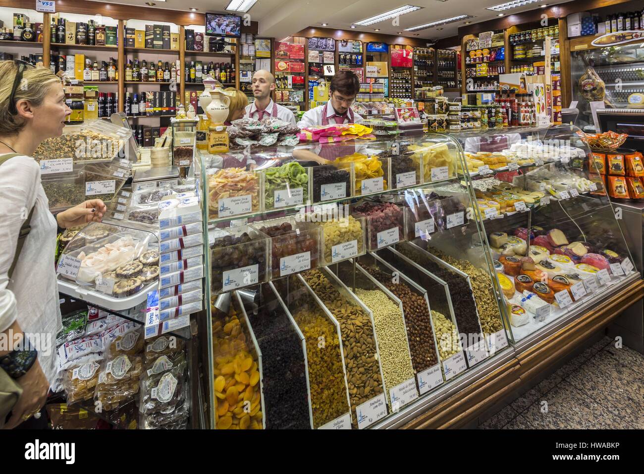 Portugal, Lisbon, district Baixa, grocery Manuel Tavares street Betesga