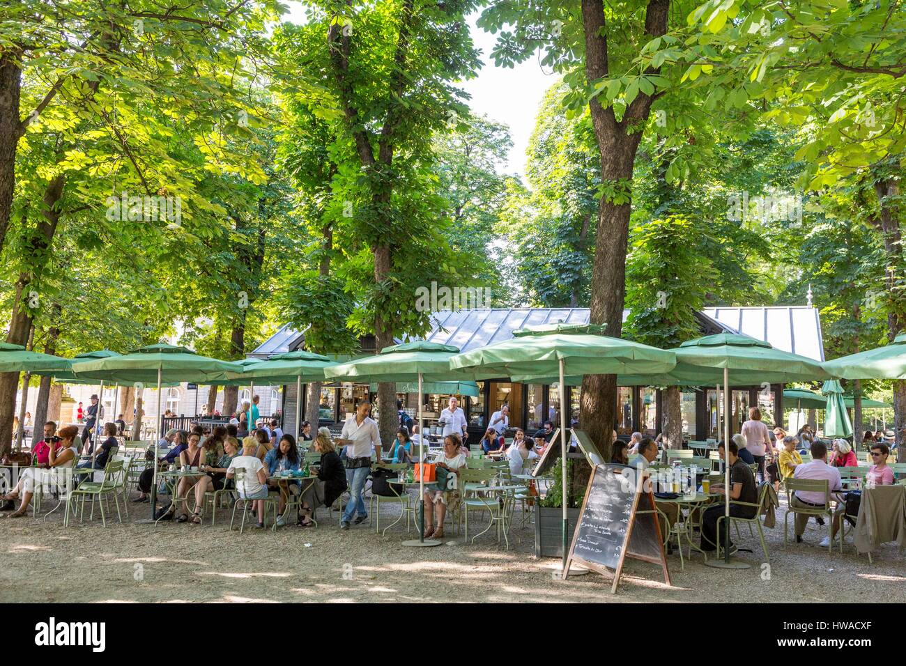 France, Paris, the Luxembourg garden, cafe restaurant The Fountain Pavilion Stock Photo