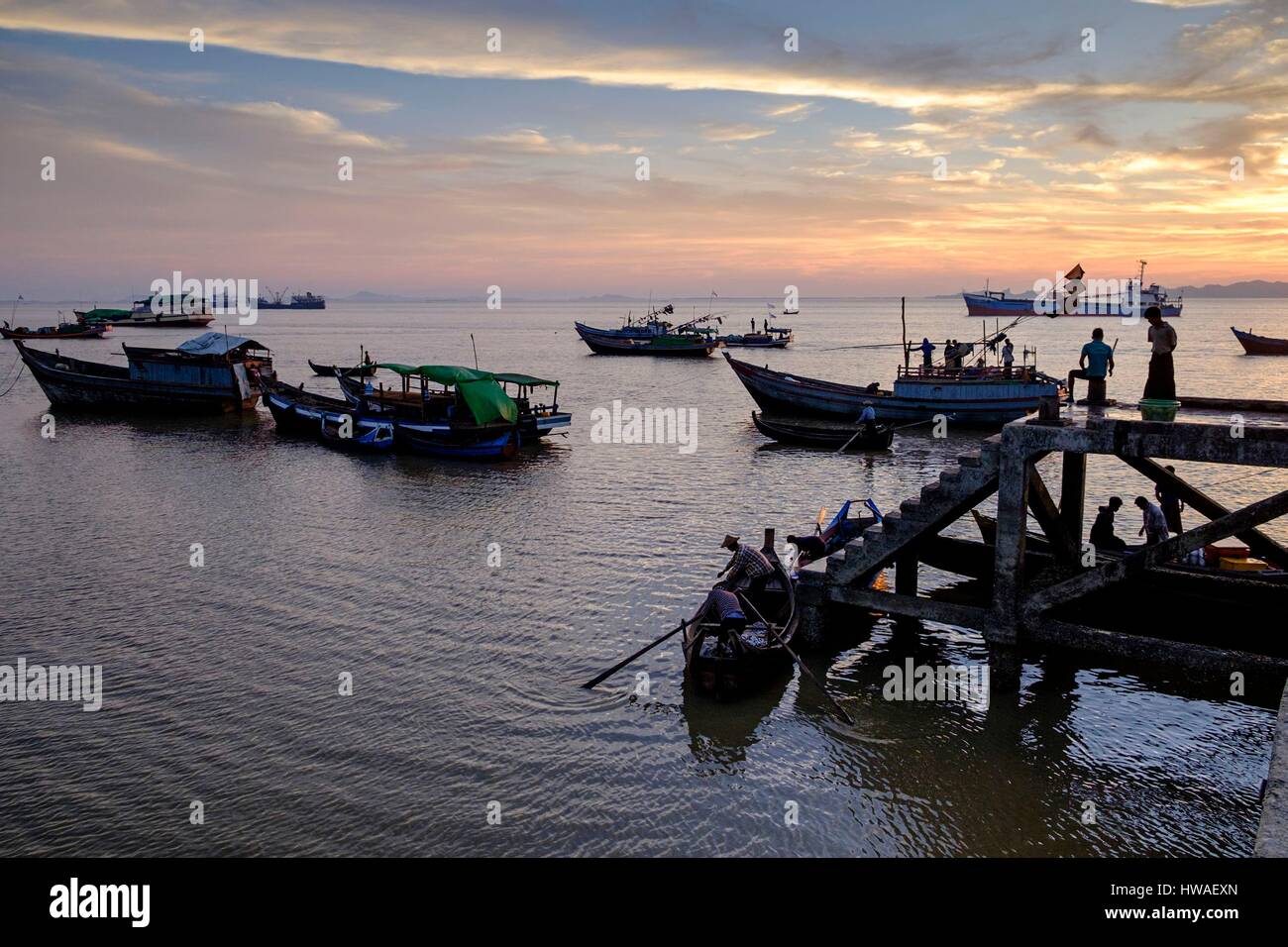 Myanmar, Burma, Sittwe, the fish market Stock Photo