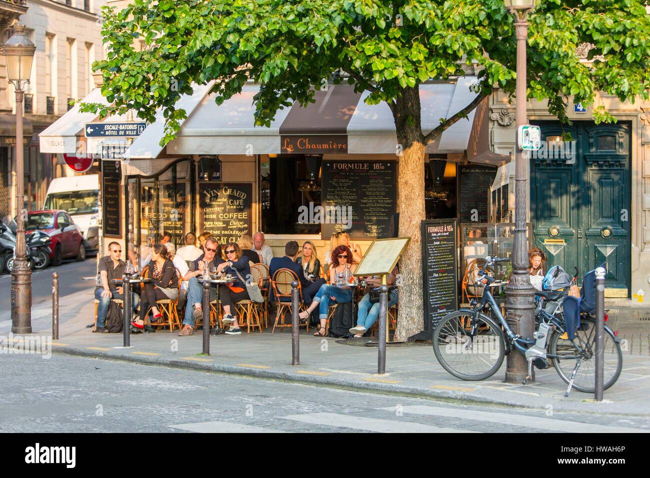 France, Paris, the Ile Saint Louis, La Chaumiere restaurant Stock Photo