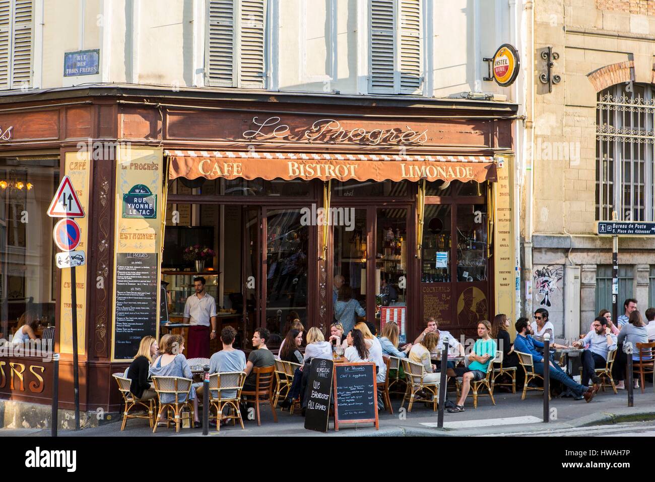 France, Paris, Montmartre district, Abbesses street, bar Le Progrès Stock  Photo - Alamy