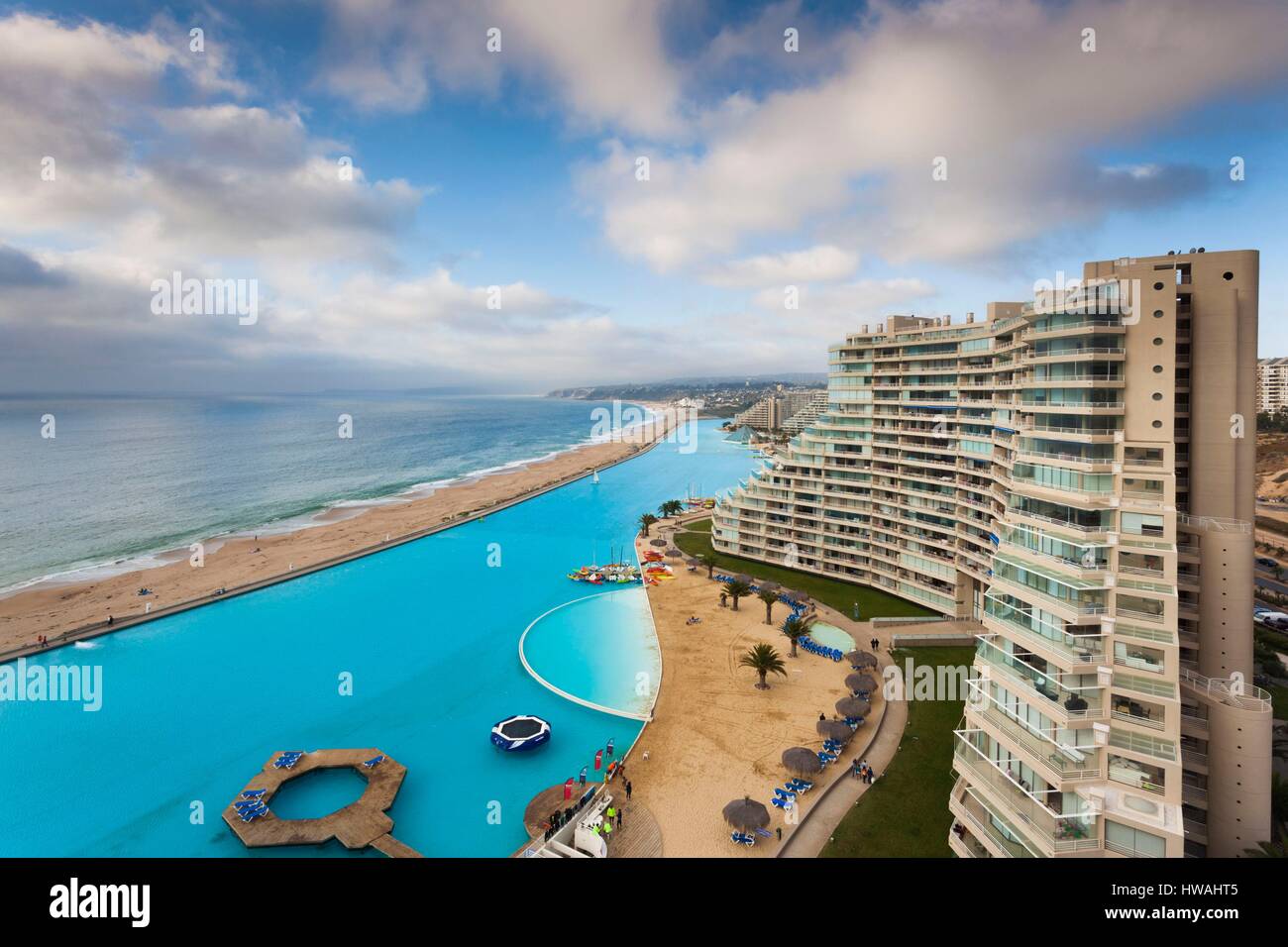 alfonso del mar pool