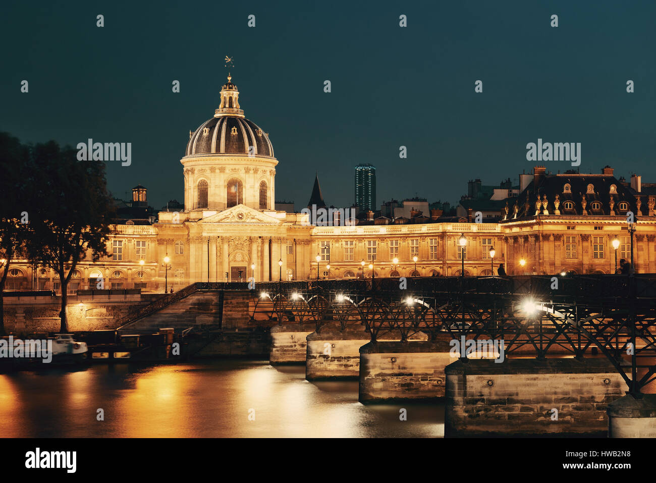 Pont des arts at night in paris hi-res stock photography and