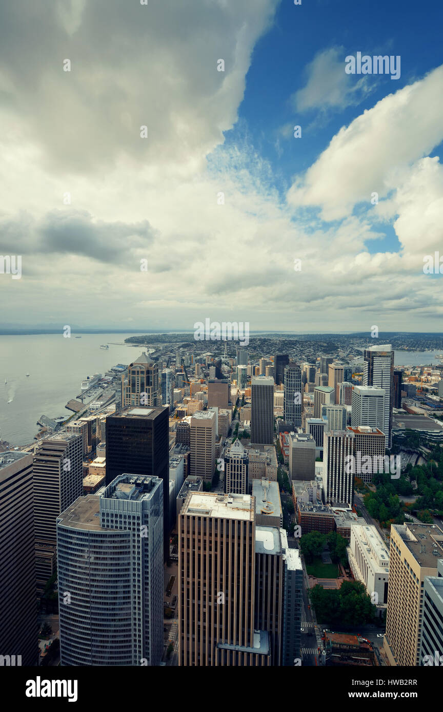 Urban cloud architecture hi-res stock photography and images - Alamy