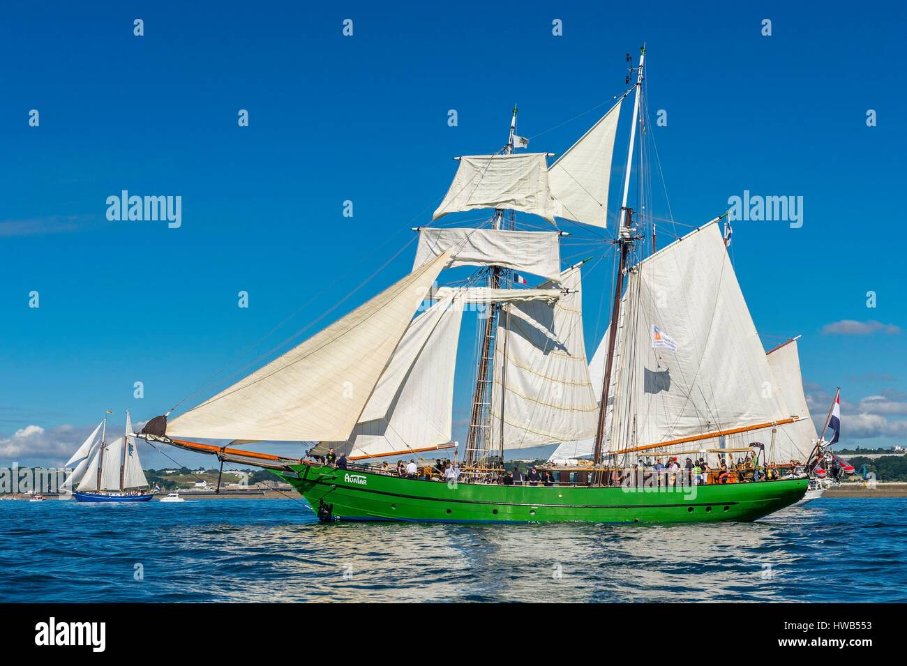 Topsail Schooner Stock Photos & Topsail Schooner Stock Images - Alamy