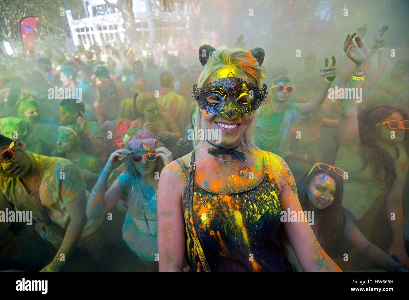 holi party beaucaire