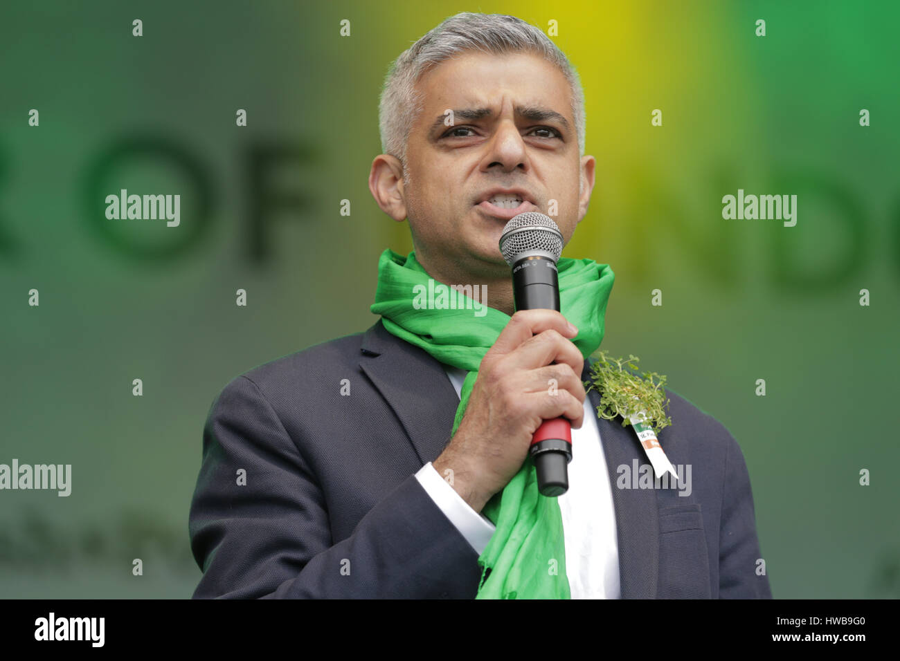 Trafalgar Square, London, UK, 19th March 2017, Sadiq Khan addresses the crowds at the London's St. Patrick festival, Sadiq Khan, Celebrations of the St Patrick in London's Trafalgar Squarel Credit: Richard Soans/Alamy Live News Stock Photo