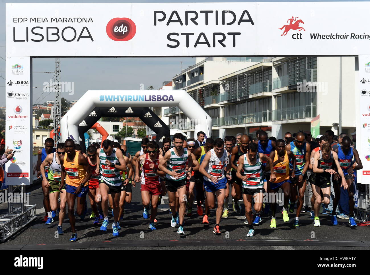 Lisbon marathon hi-res stock photography and images - Alamy