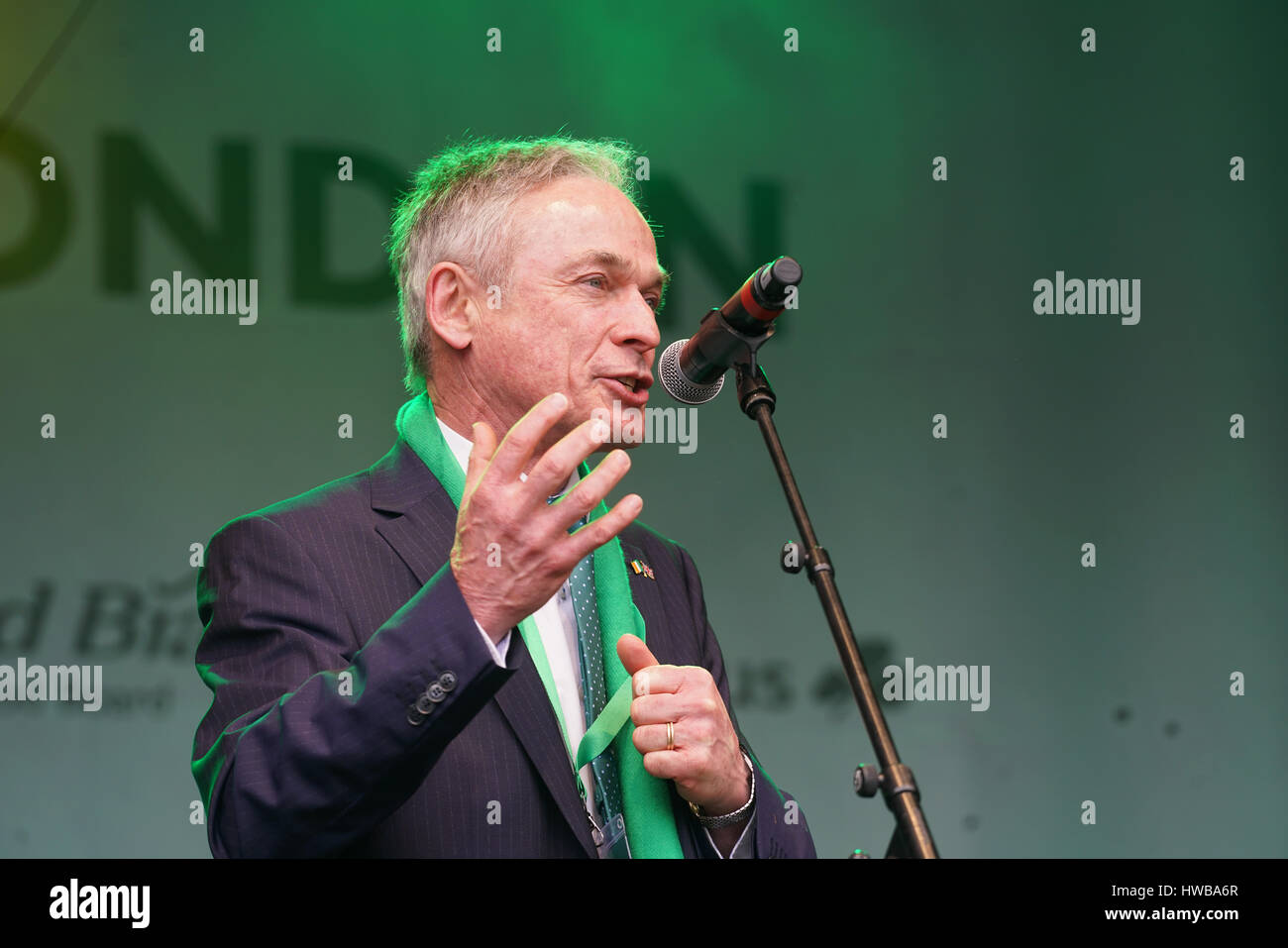 London, UK. 19th March, 2017. Richard Bruton TD, Minister for Education and Skills ,Irish Government addresses the crowds at the London’s St Patrick’s Parade  on 19th March 2017. Credit: See Li/Alamy Live News Stock Photo