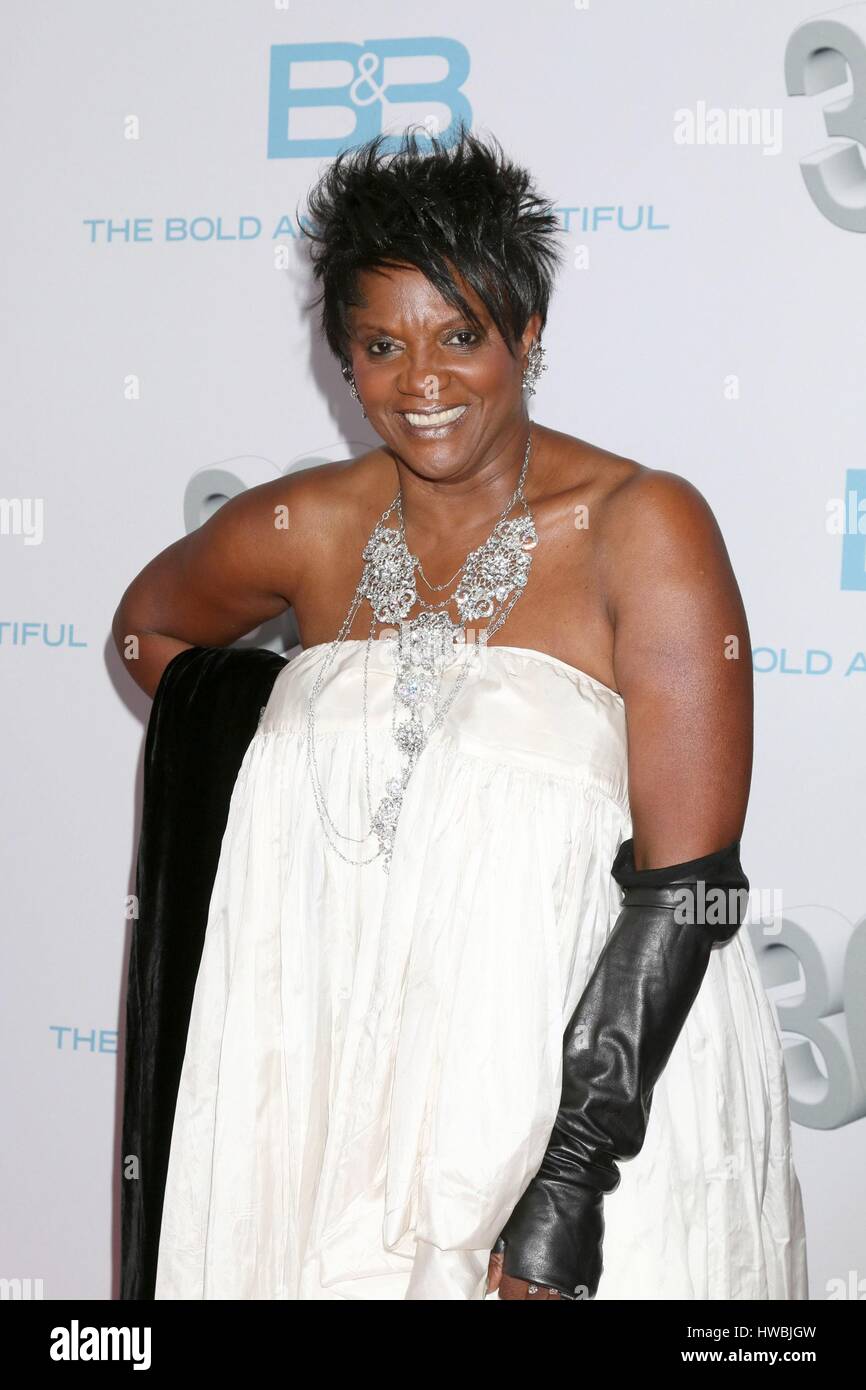 Anna maria horsford naked