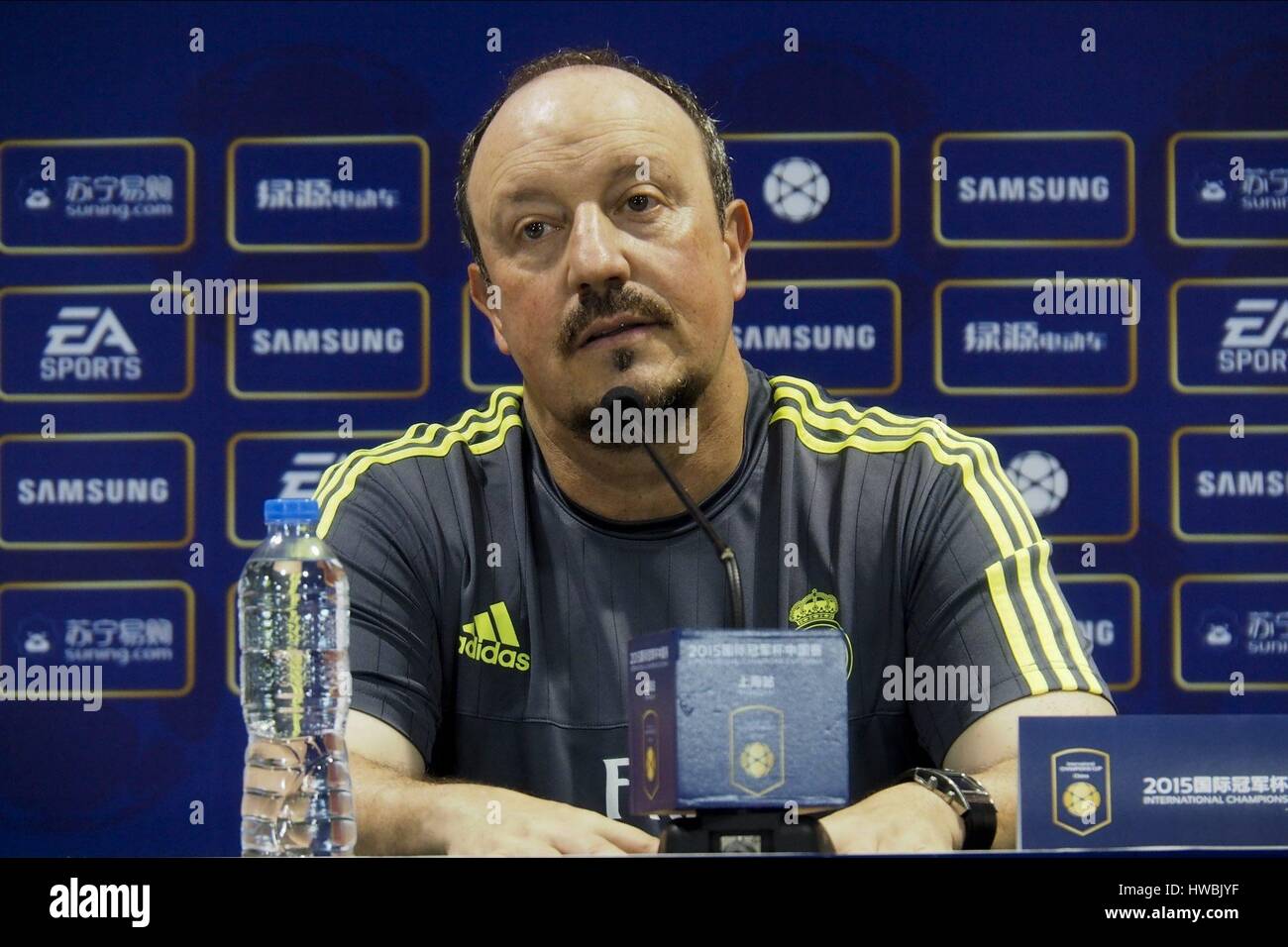 Rafael Benitez Real Madrid (Uk Use Only) 28 July 2015 International Champions Cup Football Match Between Ac Milan And Real Madrid On July 29, 2015 In Shanghai, China. 28 July 2015 Gaw90227 Sportsphoto Ltd/Allstar Warning! This Photograph May Only Be Used For Newspaper And/Or Magazine Editorial Purposes. May Not Be Used For Publications Involving 1 Player, 1 Club Or 1 Competition Without Written Authorisation From Football Data Co Ltd. For Any Queries, Please Contact Football Data Co Ltd On  44 (0) 207 864 9121 Credit: Allstar Picture Library/Alamy Live News Stock Photo