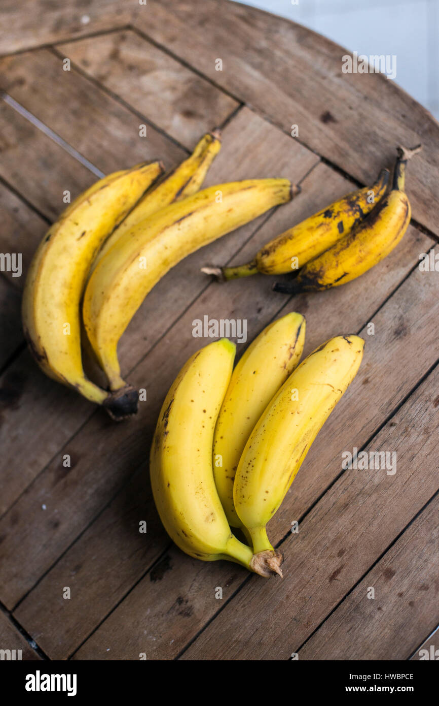 Banana sizes hi-res stock photography and images - Alamy