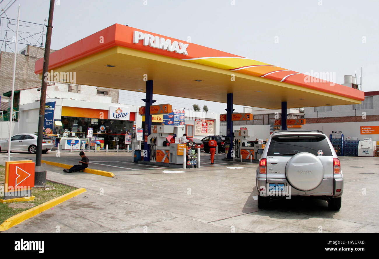 A Primax gas station in Lima, Peru on November 10, 2005. Photo credit