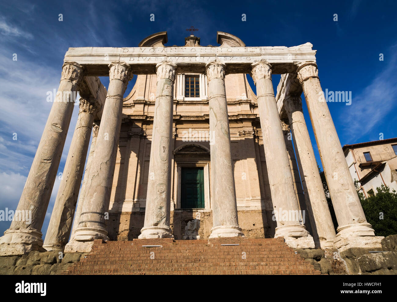 Roman forum ruins rome hi-res stock photography and images - Alamy