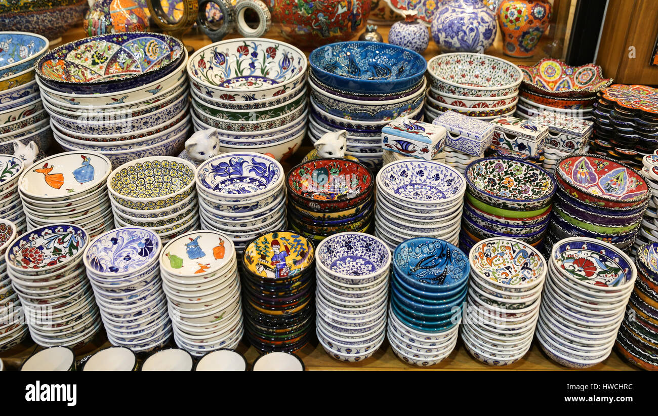 Turkish Ceramics in Grand Bazaar, Istanbul City, Turkey Stock Photo - Alamy