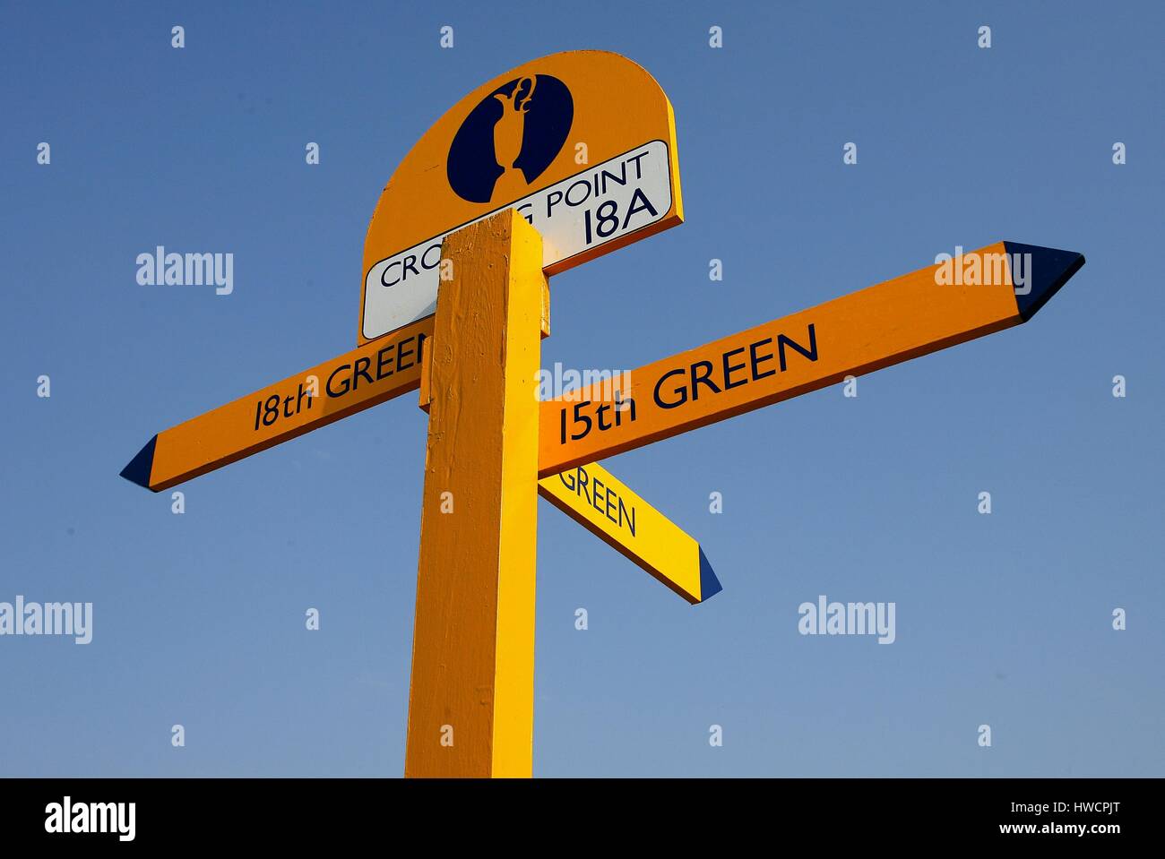CROSSING POINT SIGN THE OPEN GOLF CHAMPIONSHIP ROYAL LIVERPOOL GOLF CLUB HOYLAKE 21 July 2006 Stock Photo