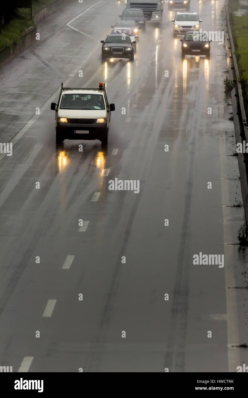 With rain on the highway, bad view, aquaplaning, accident danger, Bei Regen auf der Autobahn, schlechte Sicht, Aquaplaning, Unfallgefahr Stock Photo