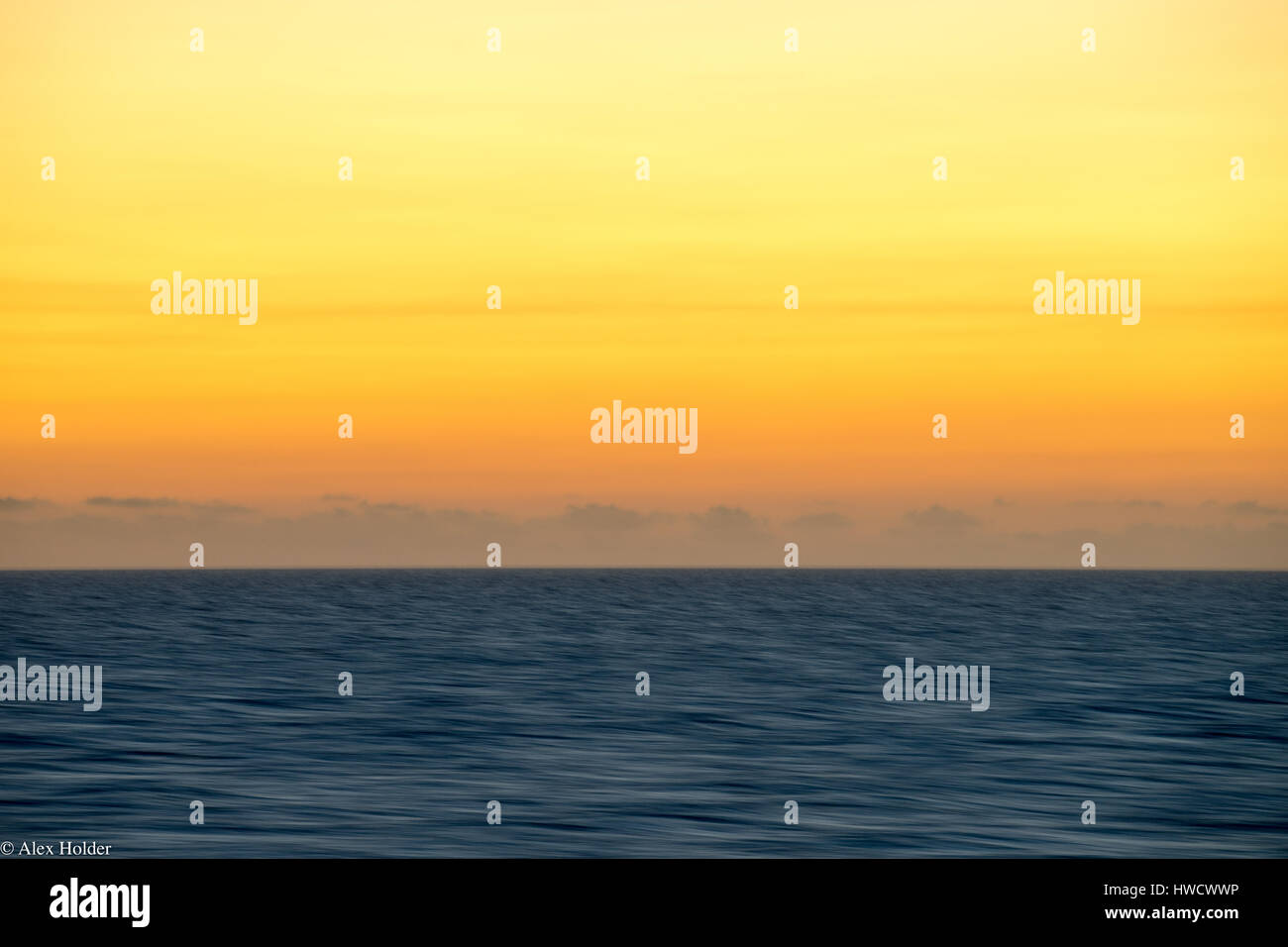 Tropical sunset caribbean ocean hi-res stock photography and images - Alamy